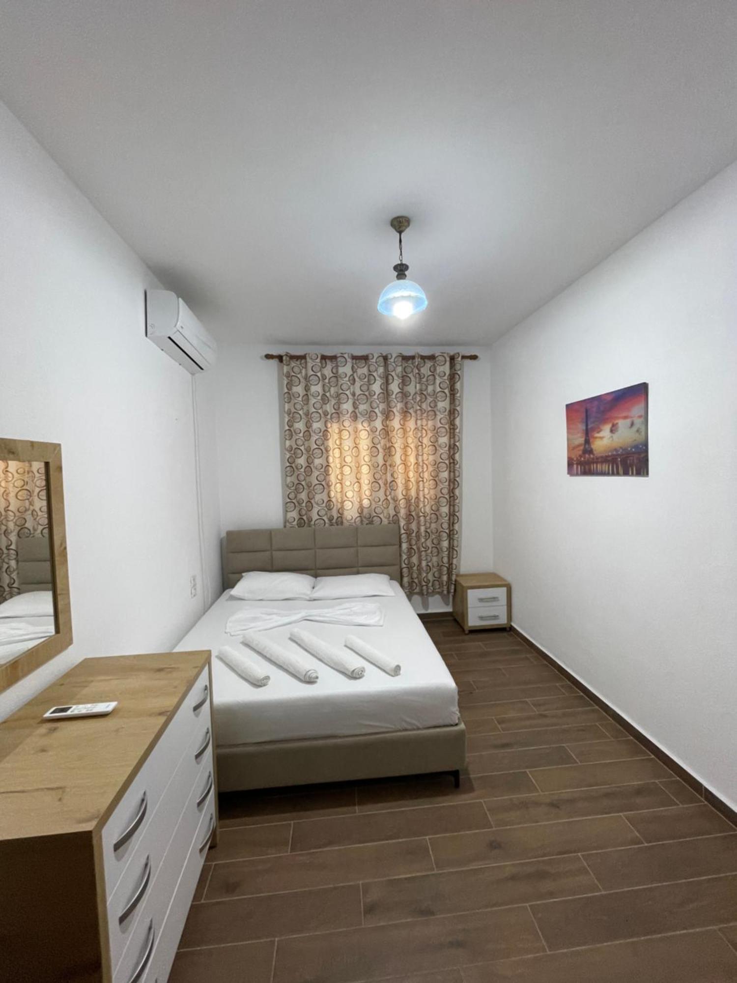 Yllis Apartment Himarë