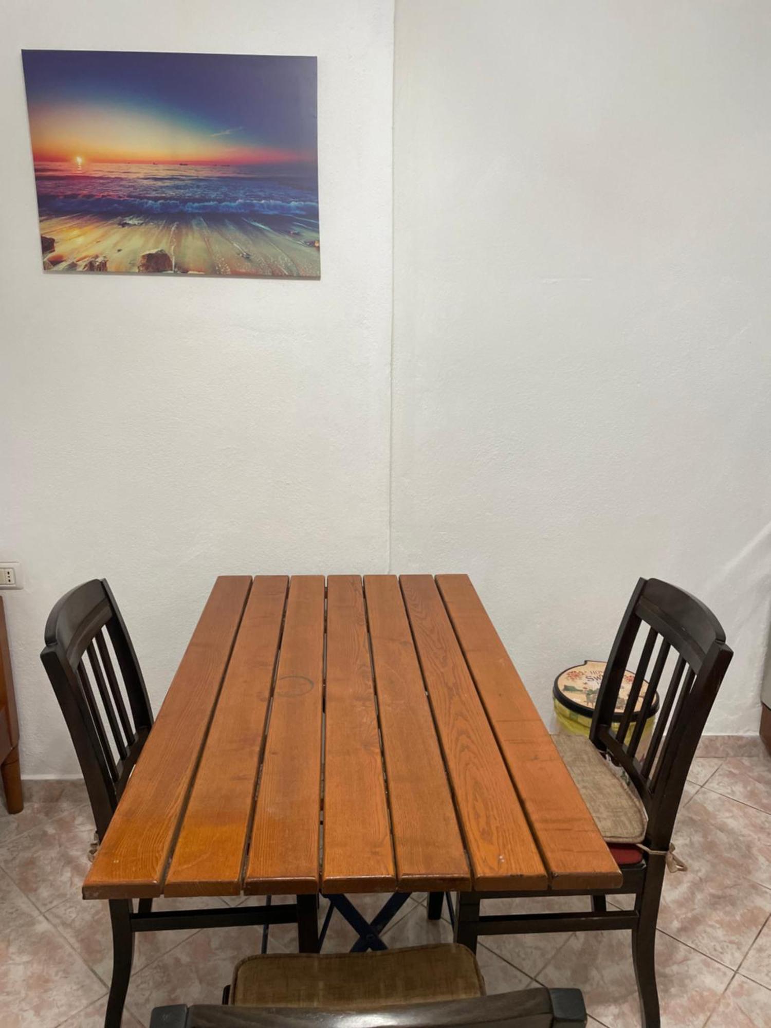 Yllis Apartment *